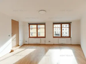 Pronájem bytu 3+kk, Praha - Břevnov, Za Strahovem, 56 m2