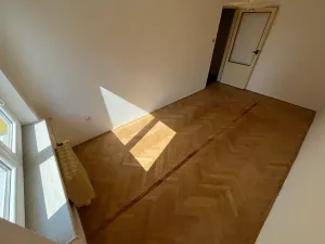 Prodej bytu 2+1, Opava, Olomoucká, 49 m2