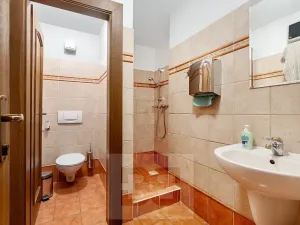 Prodej činžovního domu, Praha - Břevnov, Bělohorská, 515 m2