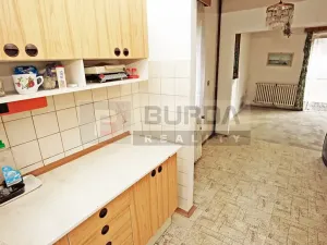 Prodej podílu rodinného domu, Zeleneč, Kasalova, 285 m2