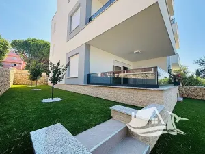 Prodej bytu 3+kk, Novalja, Chorvatsko, 82 m2