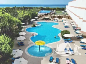 Prodej vícegeneračního domu, Pafos, Kypr, 76 m2