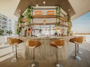 Prodej bytu 3+1, Trikomo, Kypr, 120 m2