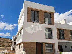 Prodej vily, Trikomo, Kypr, 127 m2