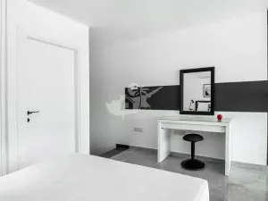 Prodej bytu 1+1, Agios Amvrosios Keryneias, Kypr, 58 m2