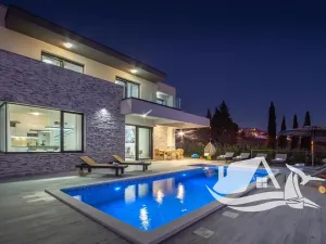 Prodej vily, Split, Chorvatsko, 195 m2