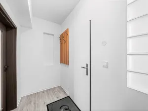 Pronájem bytu 1+1, Plzeň - Doubravka, Masarykova, 44 m2