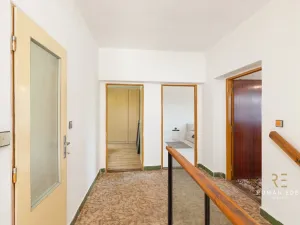 Prodej vícegeneračního domu, Praha - Záběhlice, Střemchová, 348 m2