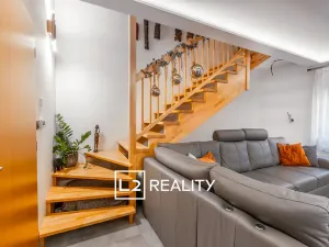 Prodej rodinného domu, Jenštejn, Zlatnická, 125 m2