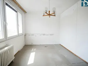 Prodej bytu 3+1, Praha - Podolí, Kaplická, 63 m2