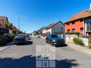 Prodej vícegeneračního domu, Praha - Štěrboholy, Pod areálem, 333 m2