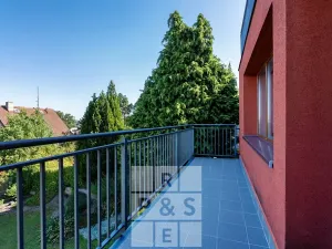 Prodej vícegeneračního domu, Praha - Štěrboholy, Pod areálem, 333 m2