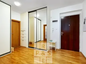 Pronájem bytu 2+kk, Praha - Břevnov, Závěrka, 56 m2