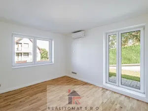 Prodej bytu 4+kk, Praha - Komořany, Pod lesem, 127 m2