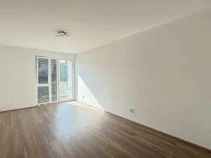 Pronájem bytu 2+kk, Pardubice - Zelené Předměstí, nábřeží Závodu míru, 80 m2