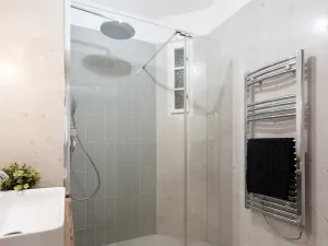 Prodej bytu 2+kk, Praha - Žižkov, Biskupcova, 64 m2