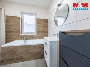 Prodej rodinného domu, Radonice, Růžičkova, 182 m2