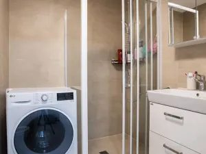 Pronájem bytu 1+kk, Praha - Vysočany, Kolbenova, 30 m2