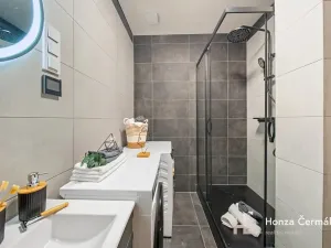 Prodej bytu 3+kk, Olomouc, Velkomoravská, 67 m2