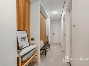 Prodej bytu 3+kk, Olomouc, Velkomoravská, 67 m2