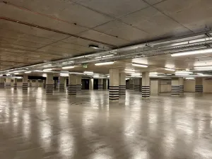 Prodej garážového stání, Brno, Bratislavská, 19 m2