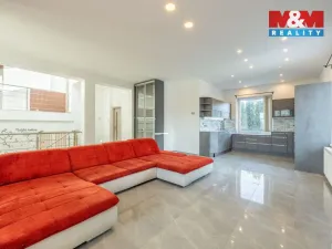 Prodej rodinného domu, Praha - Újezd nad Lesy, Velimská, 250 m2