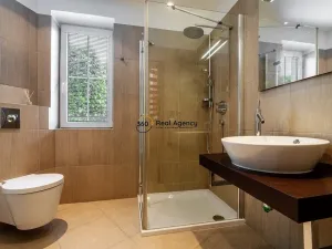 Prodej rodinného domu, Přezletice, U Bažantnice, 230 m2