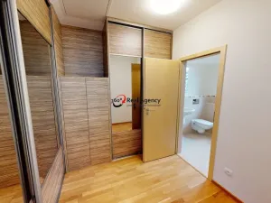 Pronájem rodinného domu, Praha - Jinonice, Laténská, 176 m2