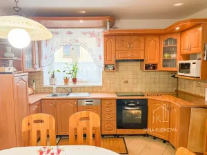 Prodej rodinného domu, Želetice, 220 m2