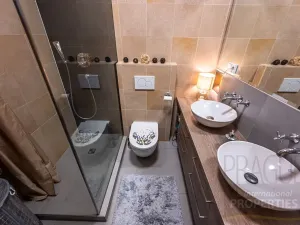 Prodej bytu 5+1, Praha - Vršovice, 266 m2