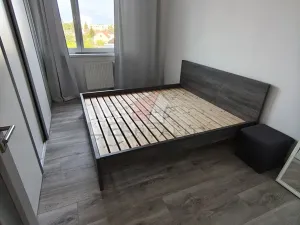 Pronájem bytu 3+kk, Nymburk, Ke Strouze, 90 m2