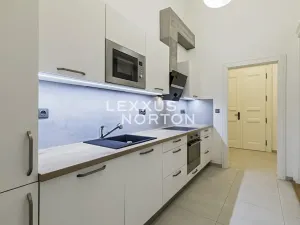 Pronájem bytu 3+1, Praha - Nové Město, Na Poříčí, 92 m2