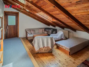 Prodej ubytování, Světlá pod Ještědem, 523 m2