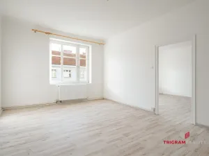 Pronájem bytu 3+1, Hradec Králové, Ulrichovo náměstí, 101 m2