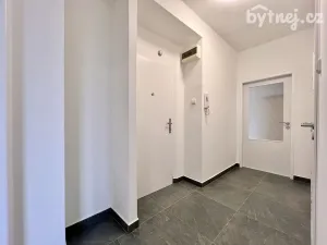 Pronájem bytu 2+1, Kuřim, Jungmannova, 57 m2