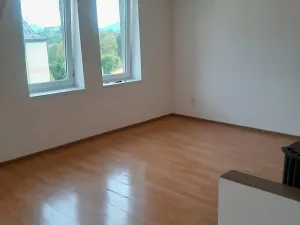 Pronájem bytu 2+1, Jablonné v Podještědí, Máchova, 46 m2