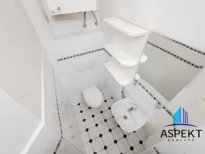 Pronájem bytu 2+1, Praha - Vinohrady, Lužická, 66 m2