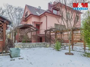 Prodej rodinného domu, Uherské Hradiště, U Stadionu, 300 m2