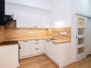 Pronájem bytu 1+kk, Praha - Hradčany, Keplerova, 39 m2