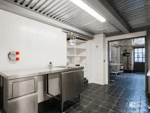 Pronájem výrobních prostor, Praha - Dolní Počernice, Národních hrdinů, 120 m2