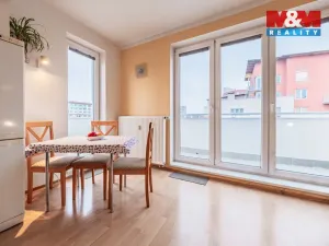 Prodej bytu 2+kk, Praha - Záběhlice, Velenovského, 52 m2