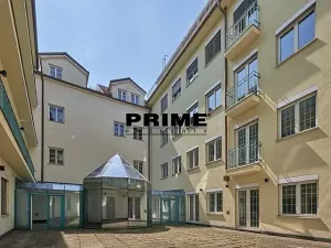 Pronájem kanceláře, Praha - Nové Město, Soukenická, 401 m2