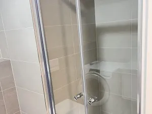 Pronájem bytu 1+kk, Praha - Smíchov, Plzeňská, 41 m2