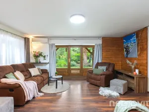 Prodej vícegeneračního domu, Lobeč, 340 m2