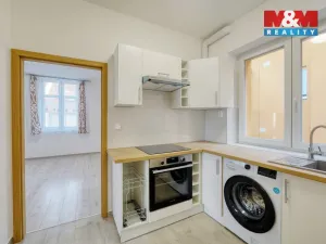 Pronájem bytu 2+kk, Plzeň - Jižní Předměstí, Husova, 45 m2