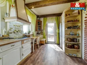 Prodej rodinného domu, Broumov, 183 m2