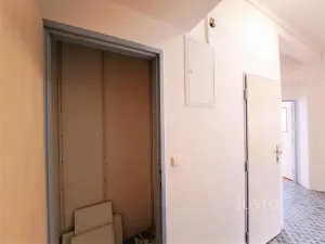 Pronájem bytu 3+1, Písek, Mírové nám., 96 m2