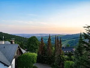 Prodej ubytování, Strážné, 450 m2