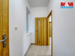 Pronájem bytu 2+kk, Plzeň - Jižní Předměstí, Husova, 43 m2