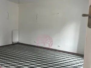 Pronájem obchodního prostoru, Kostelec nad Černými lesy, náměstí Smiřických, 70 m2